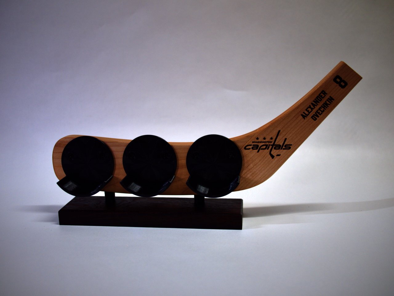 Hat Trick Holder – Freestanding 3-Puck Display with Team & Player Engraving-SQ8754092